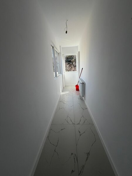 Titan, parcul Titanii, pe Zavideni, 10 minute metrou, renovat complet