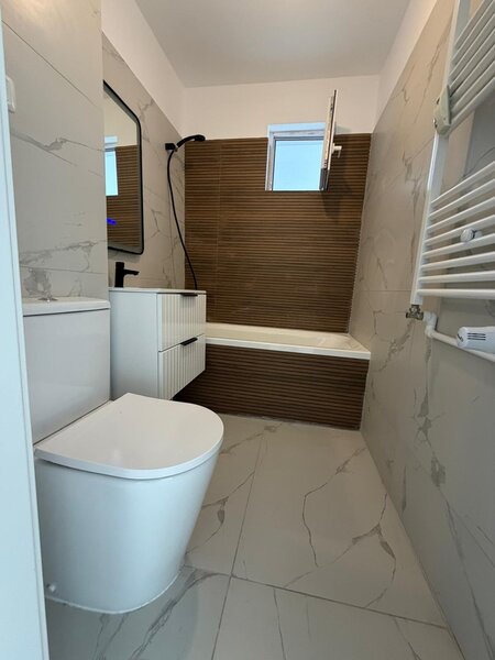 Titan, parcul Titanii, pe Zavideni, 10 minute metrou, renovat complet